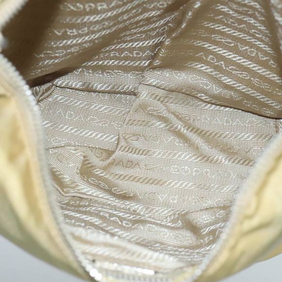 PRADA Shoulder Bag Nylon Beige Auth 104591 - Picture 11 of 16